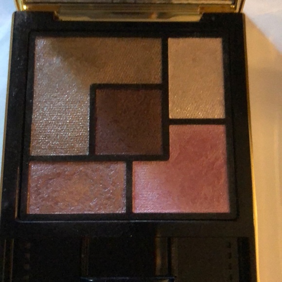 Eyeshadow Palette - Picture 4 of 7